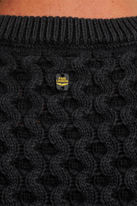 PME legend r-neck garment dye cable knit